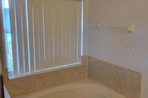 Casa en venta en Palm Bay, Florida, 3 dormitorios, 162.58 m2 № 2220051 - foto 4