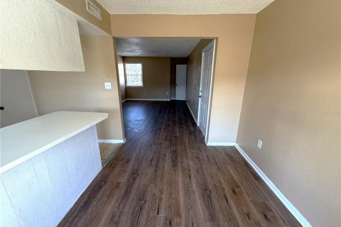 Condominio en venta en Orlando, Florida, 1 dormitorio, 72.46 m2 № 2102790 - foto 4