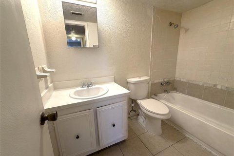 Condominio en venta en Orlando, Florida, 1 dormitorio, 72.46 m2 № 2102790 - foto 13