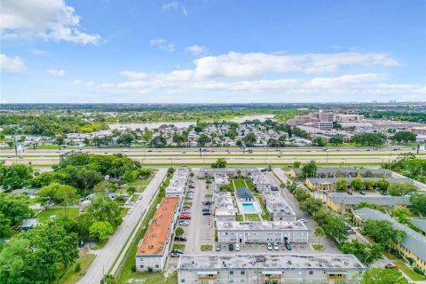 Condominio en venta en Orlando, Florida, 1 dormitorio, 72.46 m2 № 2102790 - foto 19
