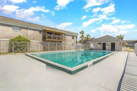 Condominio en venta en Orlando, Florida, 1 dormitorio, 72.46 m2 № 2102790 - foto 18