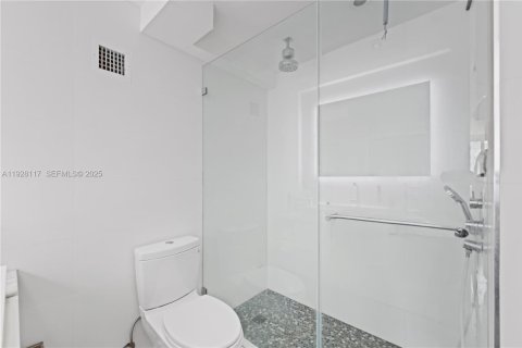 Купить кондоминиум в Майами-Бич, Флорида 1 спальня, 91.97м2, № 1988281 - фото 18