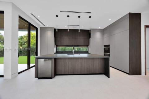 Купить виллу или дом в Майами, Флорида 5 спален, 361.58м2, № 2043601 - фото 26