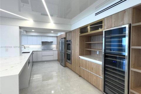 Condo in Fort Lauderdale, Florida, 2 bedrooms  № 2153076 - photo 13