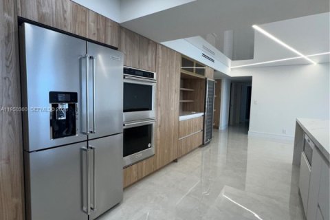 Condo in Fort Lauderdale, Florida, 2 bedrooms  № 2153076 - photo 14