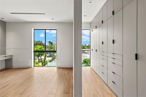 Condo in Miami, Florida, 4 bedrooms  № 2169125 - photo 20