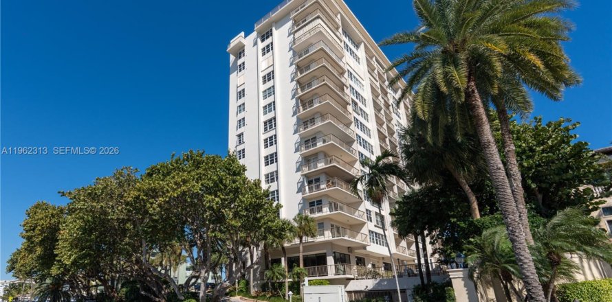 Condo à Hillsboro Beach, Floride, 2 chambres  № 2023849