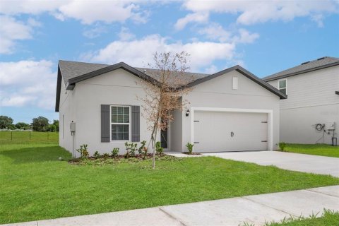 House in Astatula, Florida 3 bedrooms, 112.04 sq.m. № 1873028 - photo 2