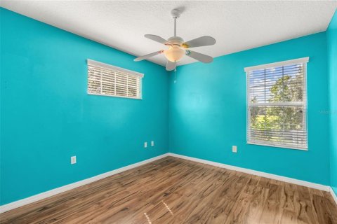 Villa ou maison à vendre à Eustis, Floride: 3 chambres, 165.18 m2 № 2396307 - photo 23