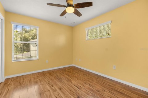 Villa ou maison à vendre à Eustis, Floride: 3 chambres, 165.18 m2 № 2396307 - photo 25