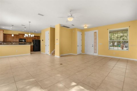 Villa ou maison à vendre à Eustis, Floride: 3 chambres, 165.18 m2 № 2396307 - photo 4