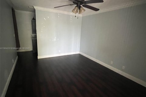 Copropriété à vendre à Coconut Creek, Floride: 2 chambres, 90.49 m2 № 1955375 - photo 9