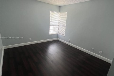 Copropriété à vendre à Coconut Creek, Floride: 2 chambres, 90.49 m2 № 1955375 - photo 8