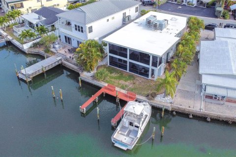 Villa ou maison à louer à Treasure Island, Floride: 1 chambre, 68.75 m2 № 1656605 - photo 12