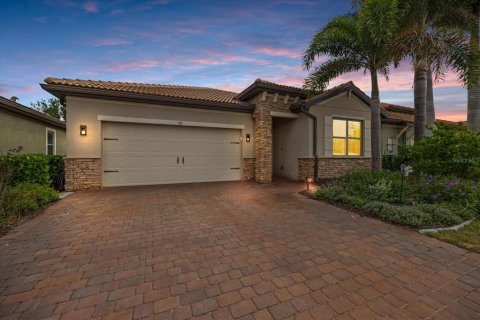 House in Laurel, Florida 2 bedrooms, 168.71 sq.m. № 2227138