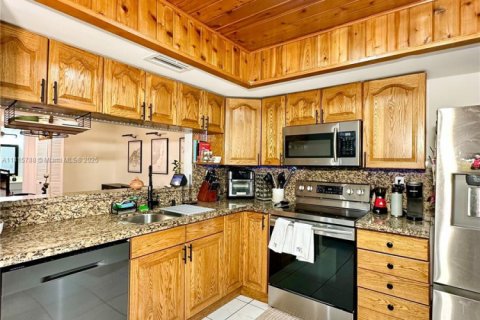 Adosado en venta en Miami, Florida, 2 dormitorios, 127.74 m2 № 1962877 - foto 6