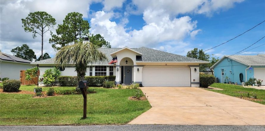 Casa en Palm Coast, Florida 5 dormitorios, 233.65 m2 № 1881142