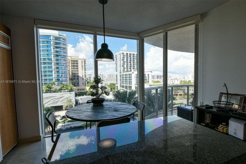 Купить кондоминиум в Санни-Айлс-Бич, Флорида 2 спальни, 147.71м2, № 1928984 - фото 15