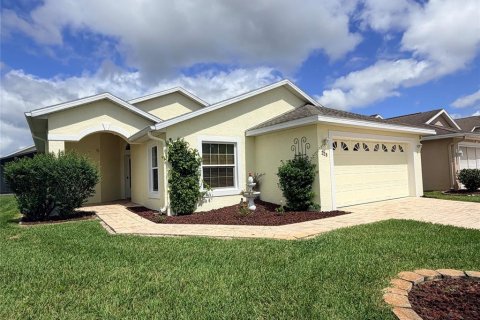 Villa ou maison à Davenport, Floride 3 chambres, 137.12 m2 № 2410213