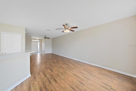Touwnhouse à louer à Riverview, Floride: 3 chambres, 146.6 m2 № 2387641 - photo 5