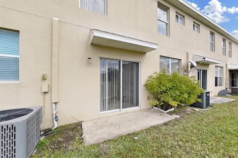 Touwnhouse à louer à Riverview, Floride: 3 chambres, 146.6 m2 № 2387641 - photo 22