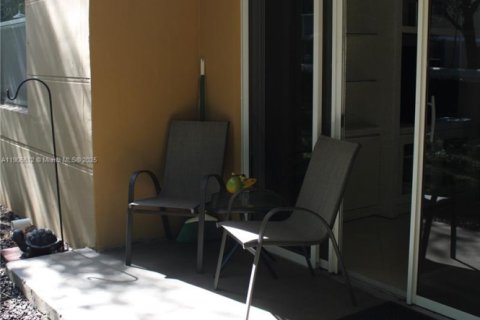 Снять в аренду кондоминиум в Дания-Бич, Флорида 2 спальни, 107.95м2, № 1957025 - фото 28