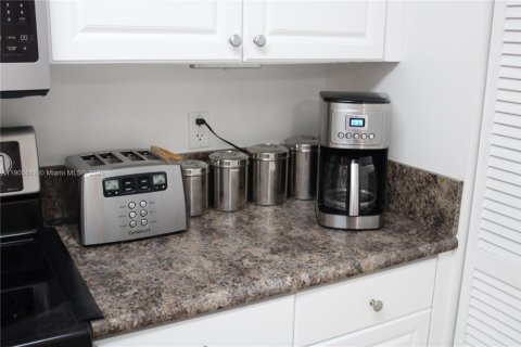 Снять в аренду кондоминиум в Дания-Бич, Флорида 2 спальни, 107.95м2, № 1957025 - фото 11