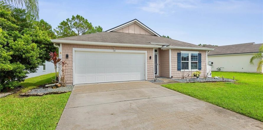 Villa ou maison à Bunnell, Floride 4 chambres, 172.52 m2 № 1917143