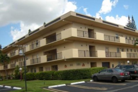 Condo in Hollywood, Florida, 1 bedroom  № 2002357