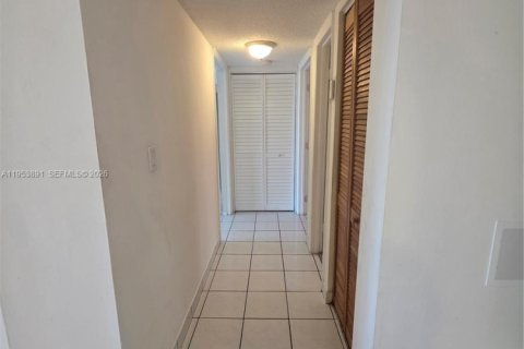 Снять в аренду кондоминиум в Майами, Флорида 2 спальни, 89.65м2, № 2008043 - фото 5