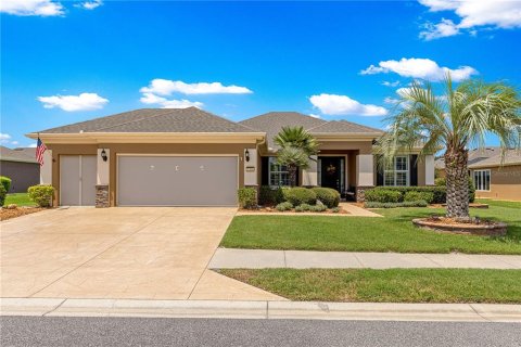 House in Ocala, Florida 3 bedrooms, 209.77 sq.m. № 2318392