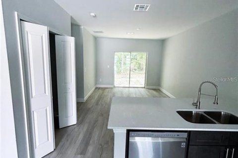 Apartamento en alquiler en Ocala, Florida, 3 dormitorios, 107.95 m2 № 1680128 - foto 3