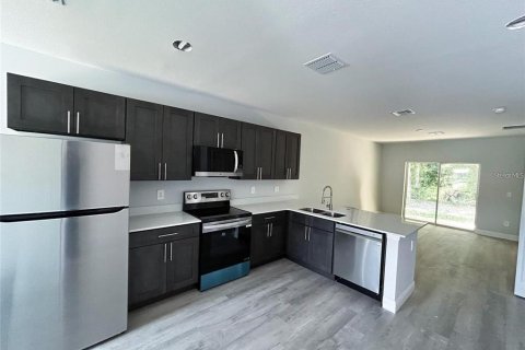 Apartamento en alquiler en Ocala, Florida, 3 dormitorios, 107.95 m2 № 1680128 - foto 2