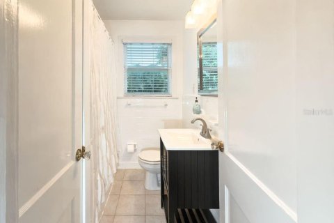 Villa ou maison à louer à Tampa, Floride: 2 chambres, 107.58 m2 № 1900602 - photo 10