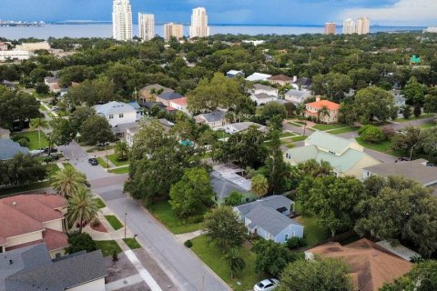 Villa ou maison à louer à Tampa, Floride: 2 chambres, 107.58 m2 № 1900602 - photo 15