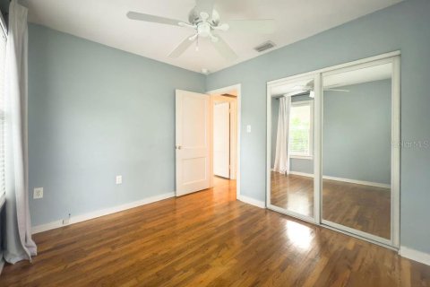 Villa ou maison à louer à Tampa, Floride: 2 chambres, 107.58 m2 № 1900602 - photo 9