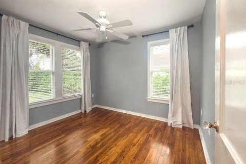 Villa ou maison à louer à Tampa, Floride: 2 chambres, 107.58 m2 № 1900602 - photo 8