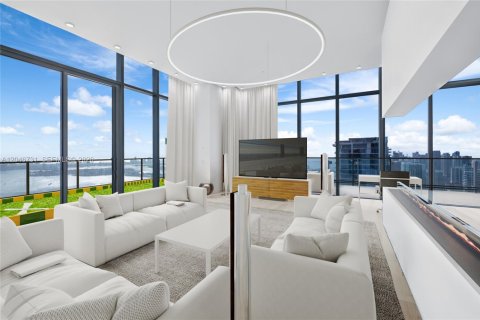Condo in Miami, Florida, 5 bedrooms № 2185965 - photo 3