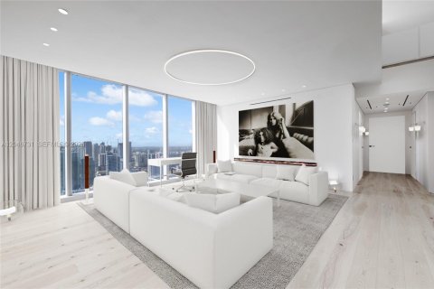 Condo in Miami, Florida, 5 bedrooms № 2185965 - photo 15