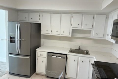 Copropriété à louer à Aventura, Floride: 1 chambre, 93.37 m2 № 1701050 - photo 15