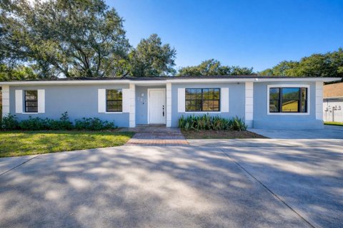 Casa en Lakeland, Florida 3 dormitorios, 138.98 m2 № 2116323