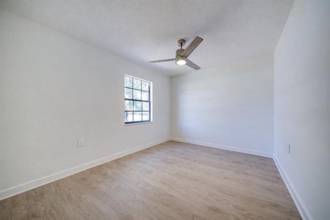 House in Lakeland, Florida 3 bedrooms, 138.98 sq.m. № 2116323 - photo 22
