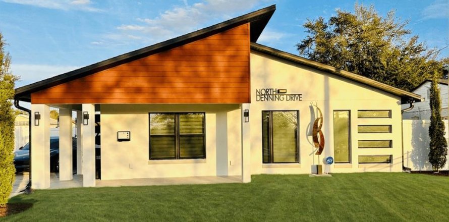 House in Winter Park, Florida 3 bedrooms, 131.09 sq.m. № 2201317