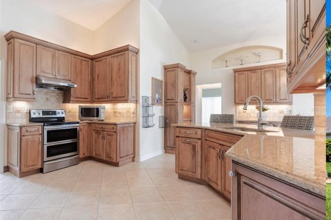 Casa en venta en Rotonda, Florida, 3 dormitorios, 204.85 m2 № 1838135 - foto 9