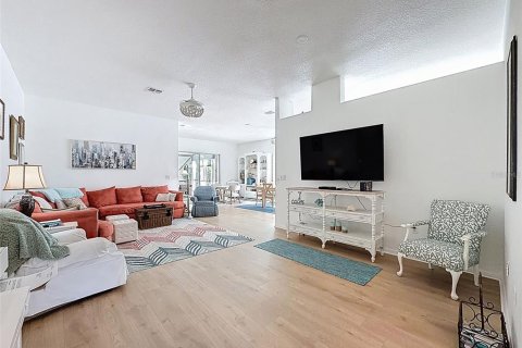 Villa ou maison à vendre à New Port Richey, Floride: 3 chambres, 172.24 m2 № 2198587 - photo 14