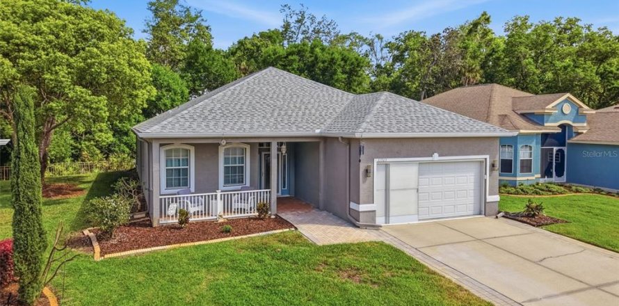 Villa ou maison à New Port Richey, Floride 3 chambres, 172.24 m2 № 2198587