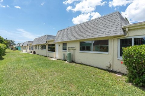 Villa ou maison à vendre à Pinellas Park, Floride: 1 chambre, 83.8 m2 № 1792946 - photo 21