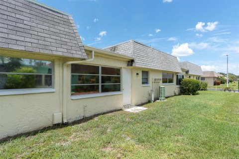 Villa ou maison à vendre à Pinellas Park, Floride: 1 chambre, 83.8 m2 № 1792946 - photo 20