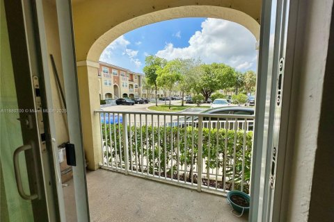 Apartment in Doral, Florida 3 bedrooms, 112.13 sq.m. № 1929173 - photo 12