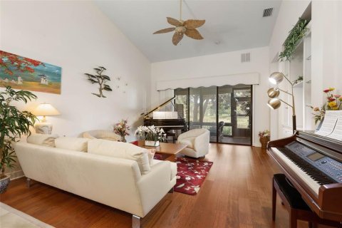 Townhouse in Palm Coast, Florida 2 bedrooms, 178.28 sq.m. № 2337343 - photo 7